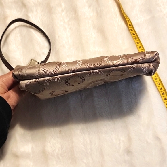 Authentic COACH wristlet - Picture 8 of 8